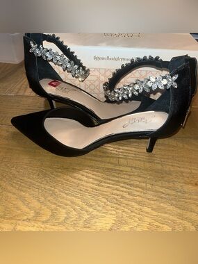 Jewel Badgley Mischka Robles Kitten Heels Evening Bejeweled Pumps Black 8.5